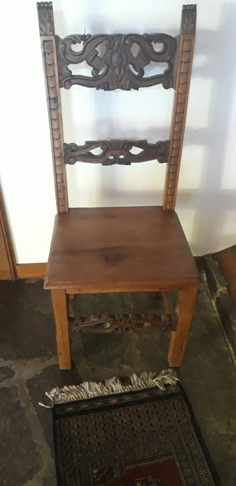 Chaise ancienne