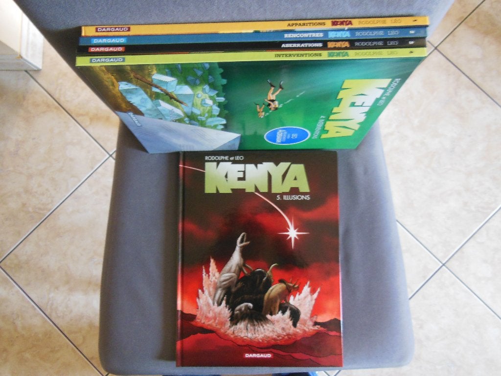 Lot BD Kenya 1 à 5 Série complète toutes en EO, Boeken, Stripverhalen, Ophalen of Verzenden, Gelezen