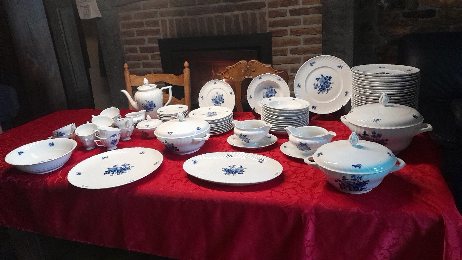 vaisselle Royal Tettau (83), Enlèvement
