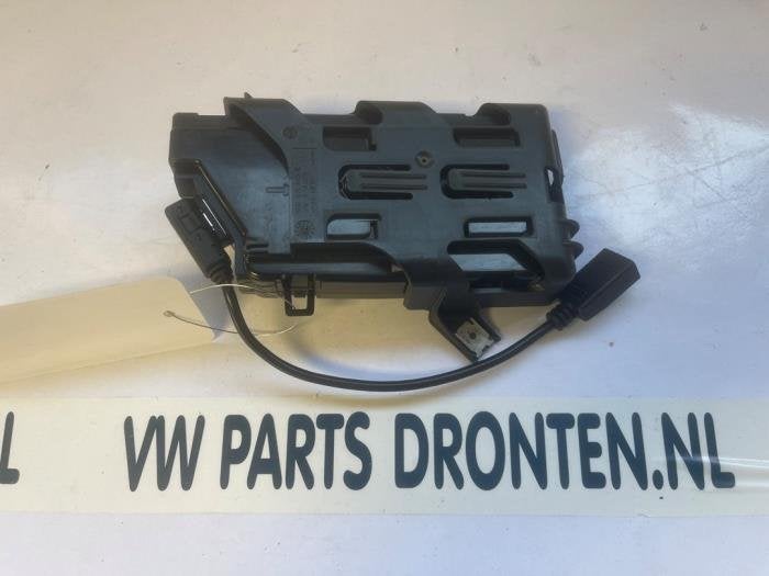 AUX/USB aansluiting van een Volkswagen Polo, Gebruikt, -, Volkswagen, -