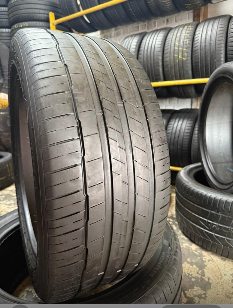 285/40/21 Hankook avec montage et équilibrage, Enlèvement