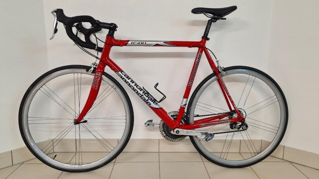 Vélo de course - CANNONDALE R500, Vélos & Vélomoteurs, Vélos | Hommes | Vélos de sport & Vélo de randonnée, Autres marques, Frein sur jante