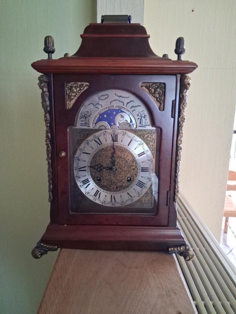 Horloge de table mécanique vintage avec phase de lune — 1977, Antiquités & Art, Antiquités | Horloges, Enlèvement