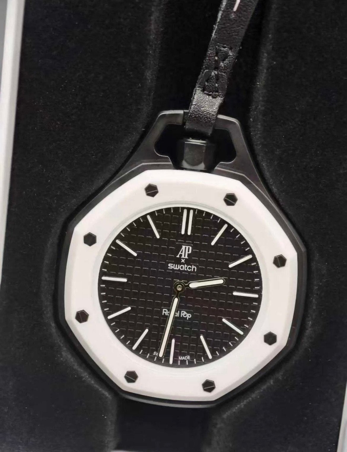 Swatch X AP, Overige merken, Overige materialen, Zakhorloge, Ophalen of Verzenden