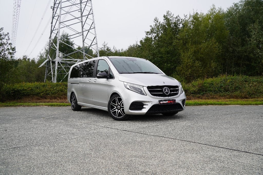 Prachtige Mercedes V220d AMG-Line (Lichte Vracht), Automaat, Dealer onderhouden, 2500 kg, https://public.car-pass.be/vhr/6d54ab27-9157-4300-a56a-b33359f7b870
