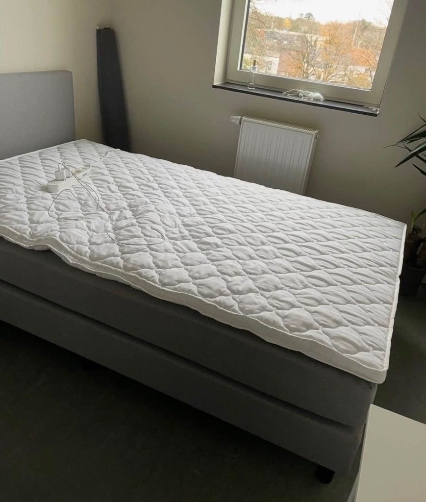 Bed 120cmx200cm, Ophalen, Zo goed als nieuw, Twijfelaar, 120 cm