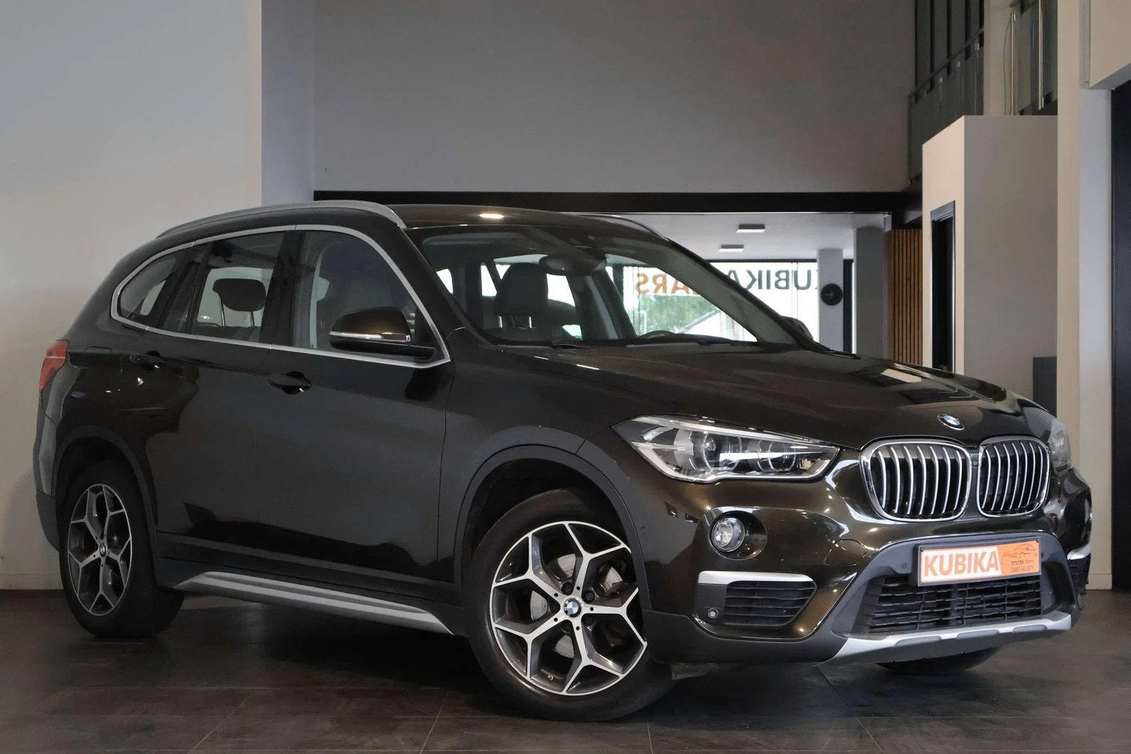 BMW X1 X1 1.5iA sDrive18 CruiseC ZetelV Camera Leder Garanti, Autos, BMW, Achat, Euro 6, Entreprise, https://public.car-pass.be/vhr/fd33c3a3-5785-4910-9214-3126cb6ddf77