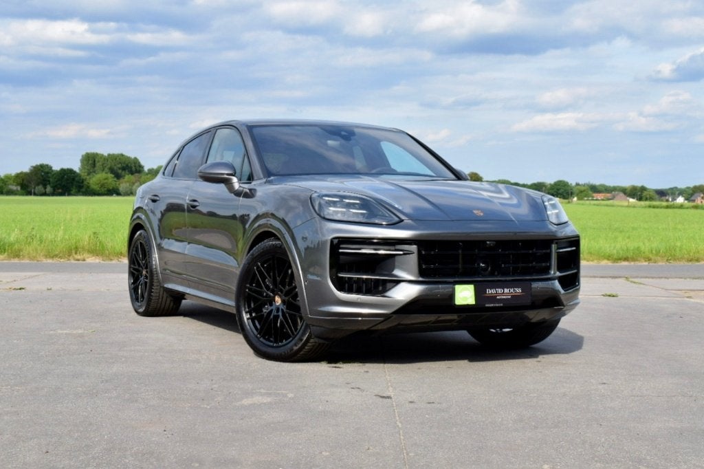 Porsche Cayenne Coupé E-Hybrid, Black Edition - NEW/Pssngrdi, Auto's, Porsche, Automaat, Cayenne, 2995 cc, Leder