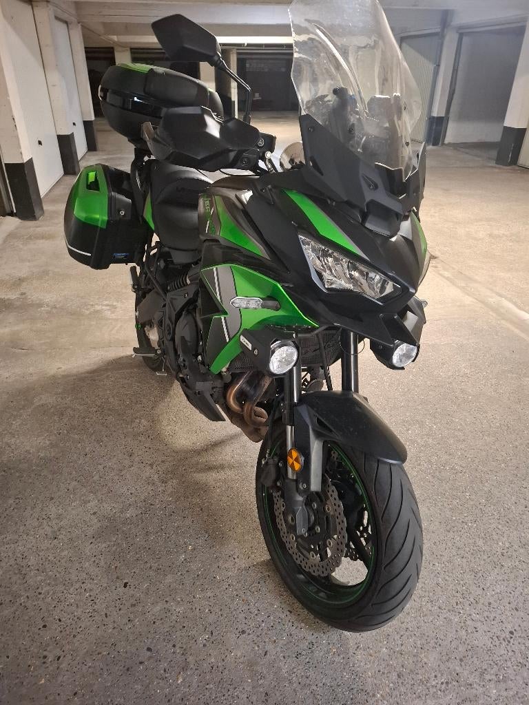 Moto Kawazaki Versys 650cc, Tourisme, Occasion, 2 cylindres, Particulier