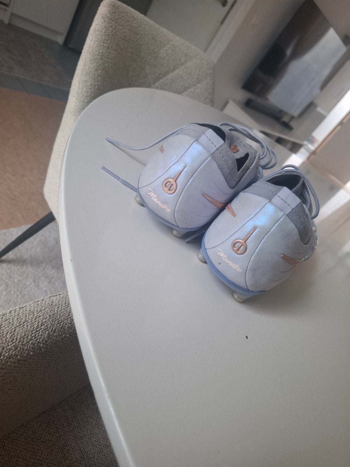 Chaussures de football basses Nike Tempo Maestro Elite LV8, Enlèvement, Comme neuf, Chaussures