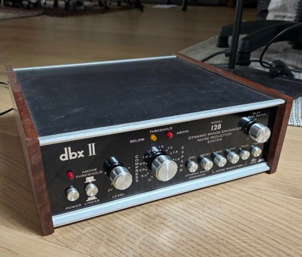 DBX 128 stereo compressor, Musique & Instruments, Enlèvement ou Envoi, Comme neuf, Compresseur