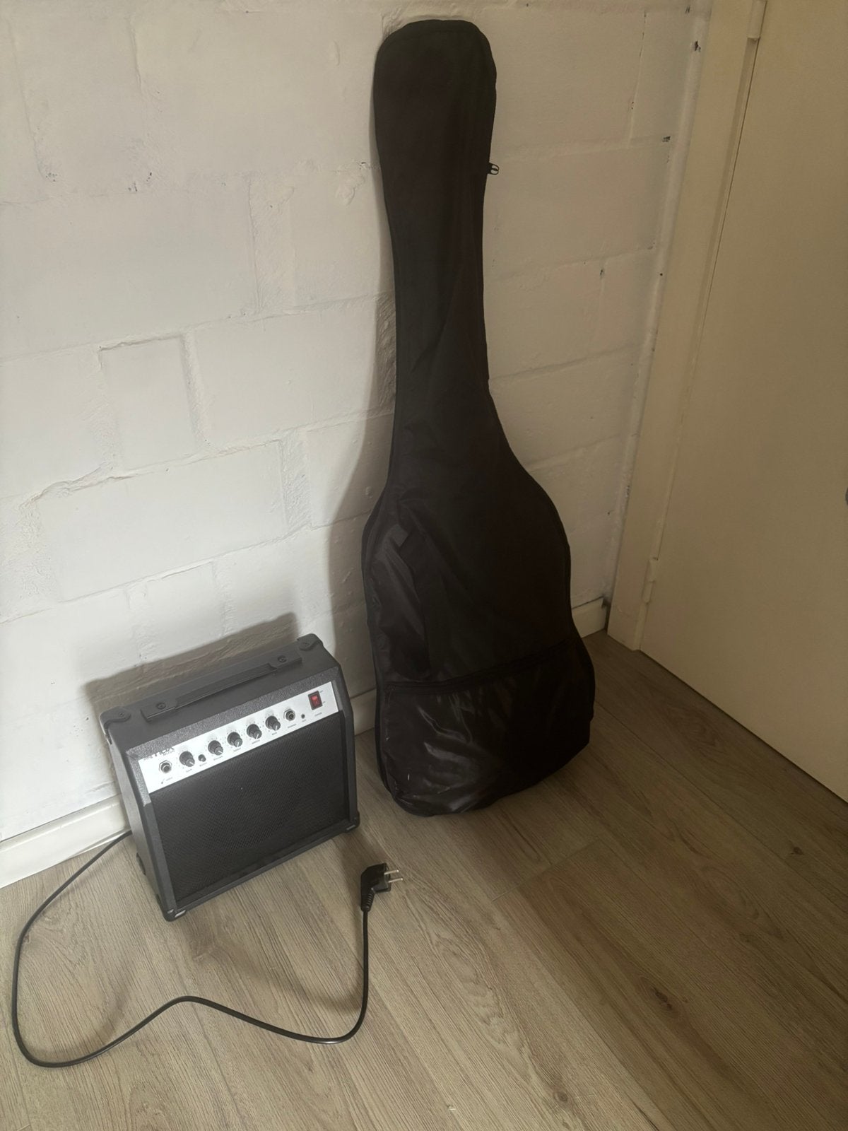 Starter-set elektrische gitaar, Muziek en Instrumenten, Ophalen, Zo goed als nieuw, Elektrische gitaar