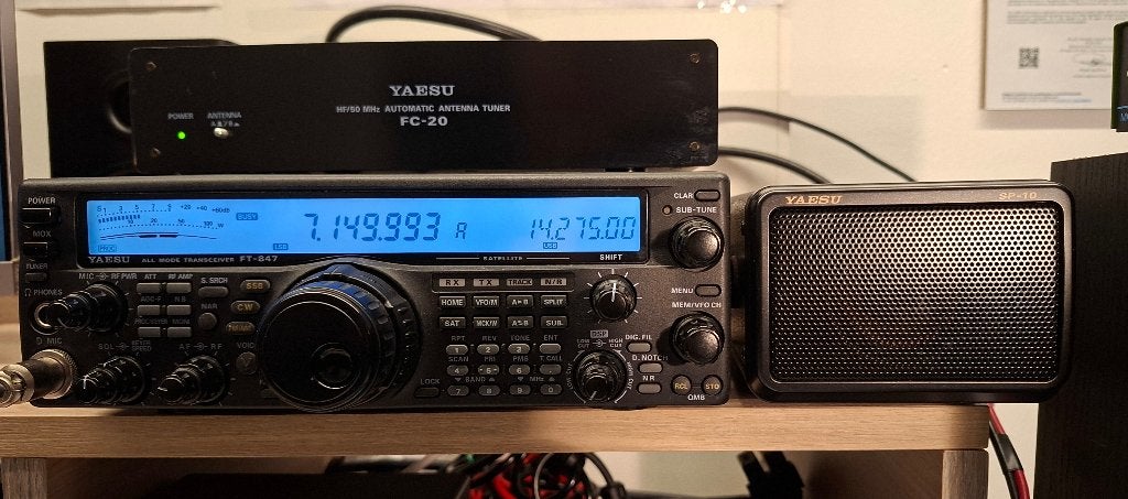 Yaesu FT-847, Telecommunicatie, Ophalen, Gebruikt, Zender en Ontvanger
