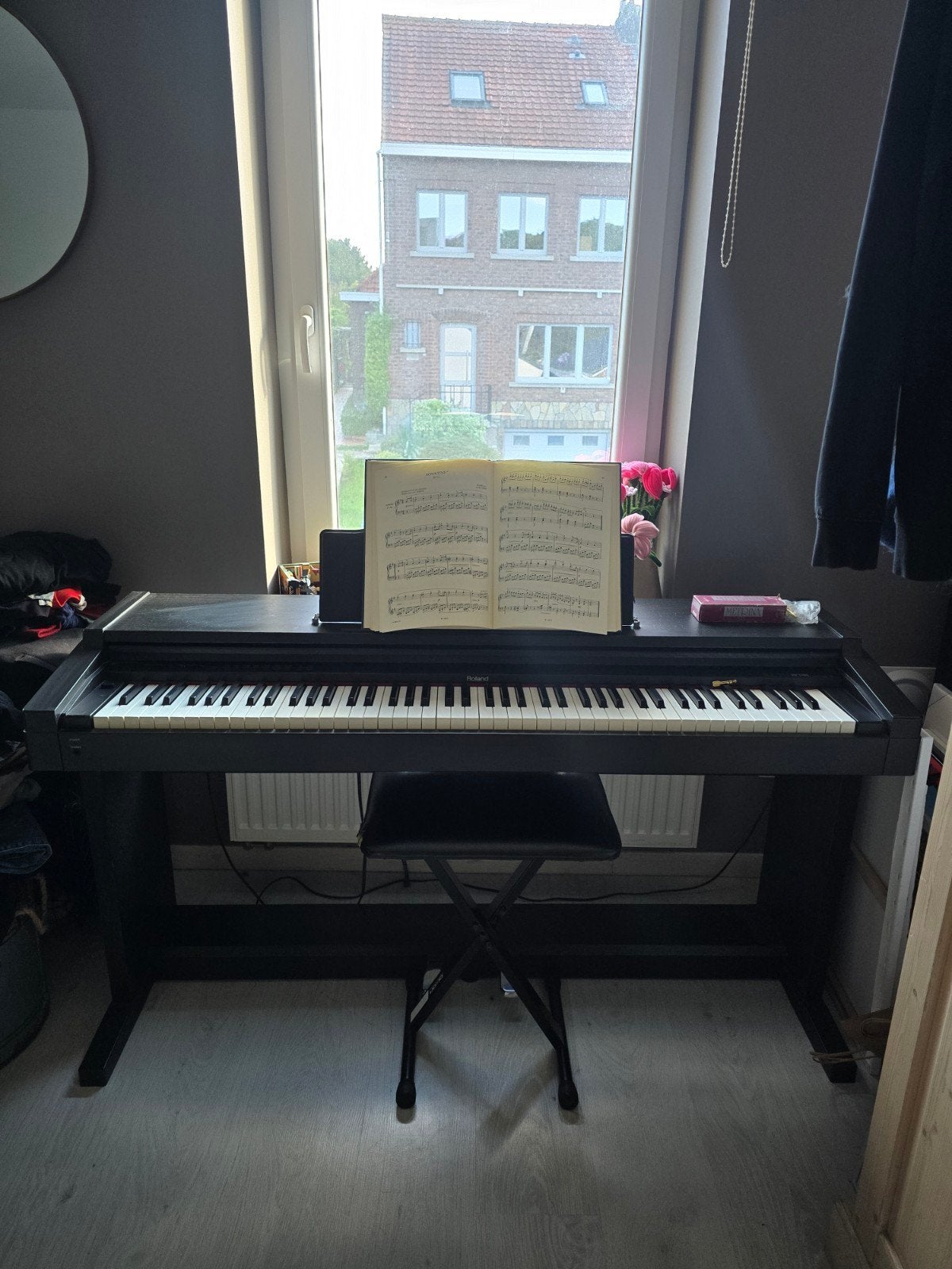 Digitale piano Ronald met stoel en metronoom, Muziek en Instrumenten, Ophalen, Gebruikt, Zwart, Digitaal