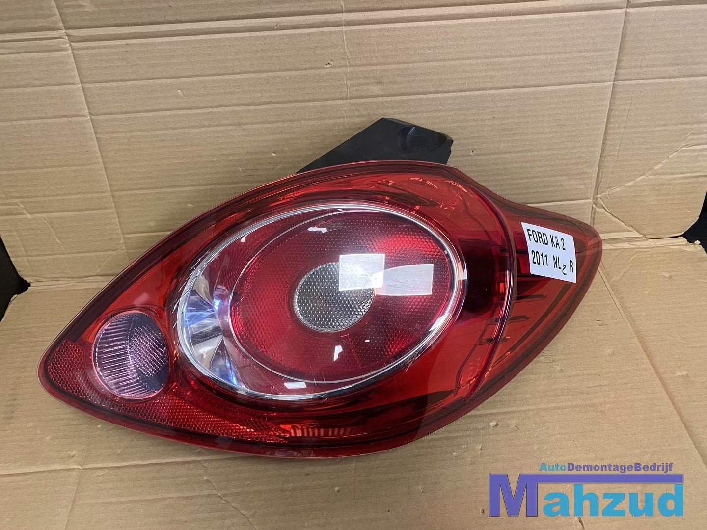 FORD KA 2 rechts achterlicht 2008-2016, Info@ford.com, Ford Motor Company, American Road 1
48126  Dearborn, Ford