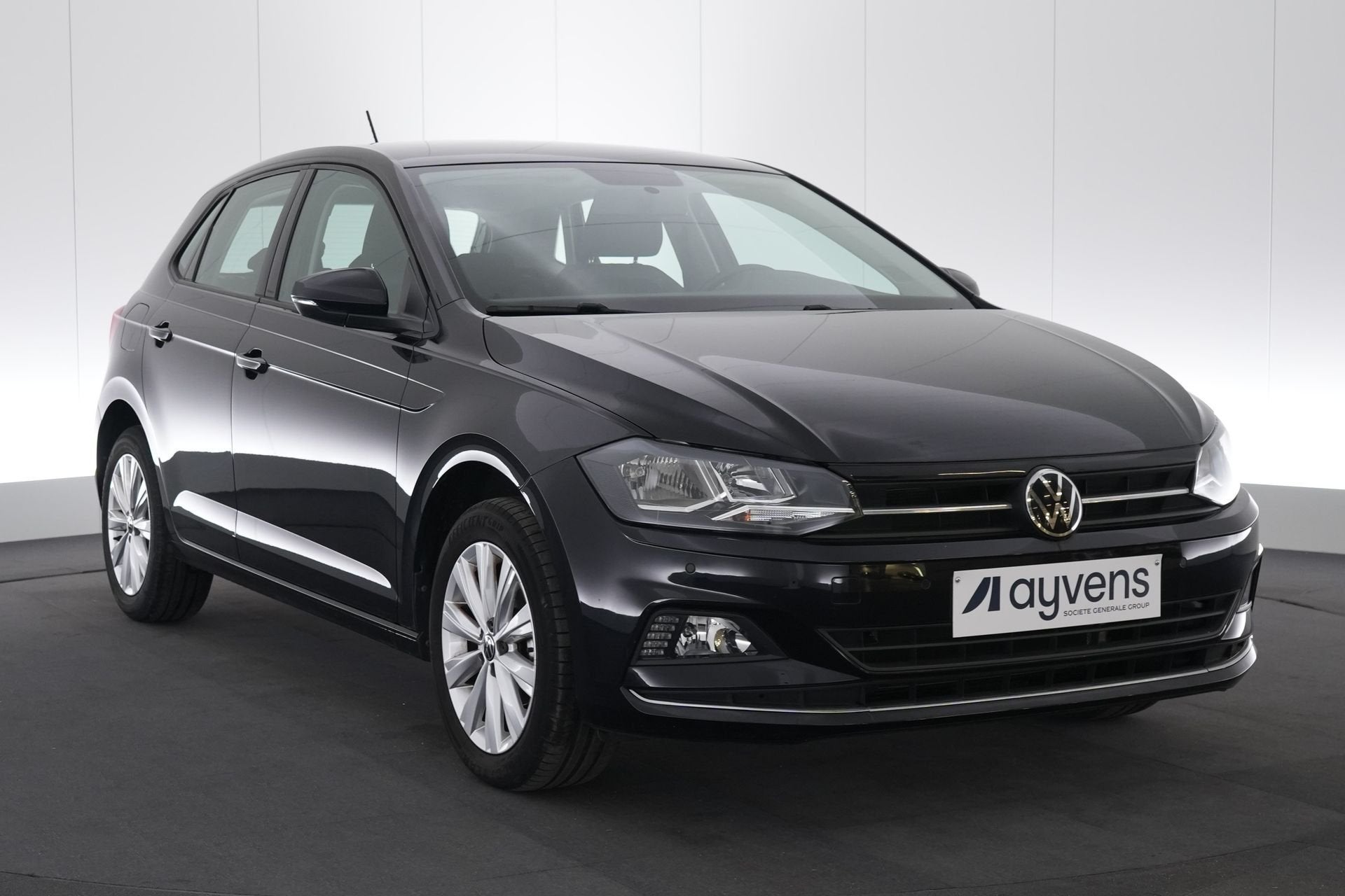 (2APU933) VOLKSWAGEN POLO - 2018, Auto's, Voorwielaandrijving, Stof, Gebruikt, Euro 6