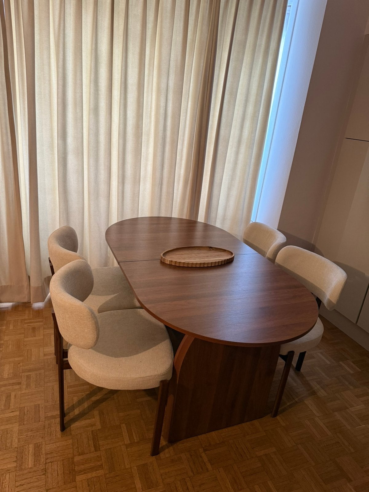 Table en bois extensible + 6 chaises #liquidation, Immo