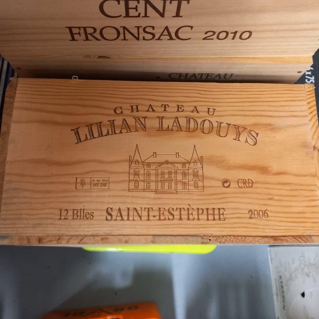 Caisse à  vin  LILIAN LADOUYS, Enlèvement