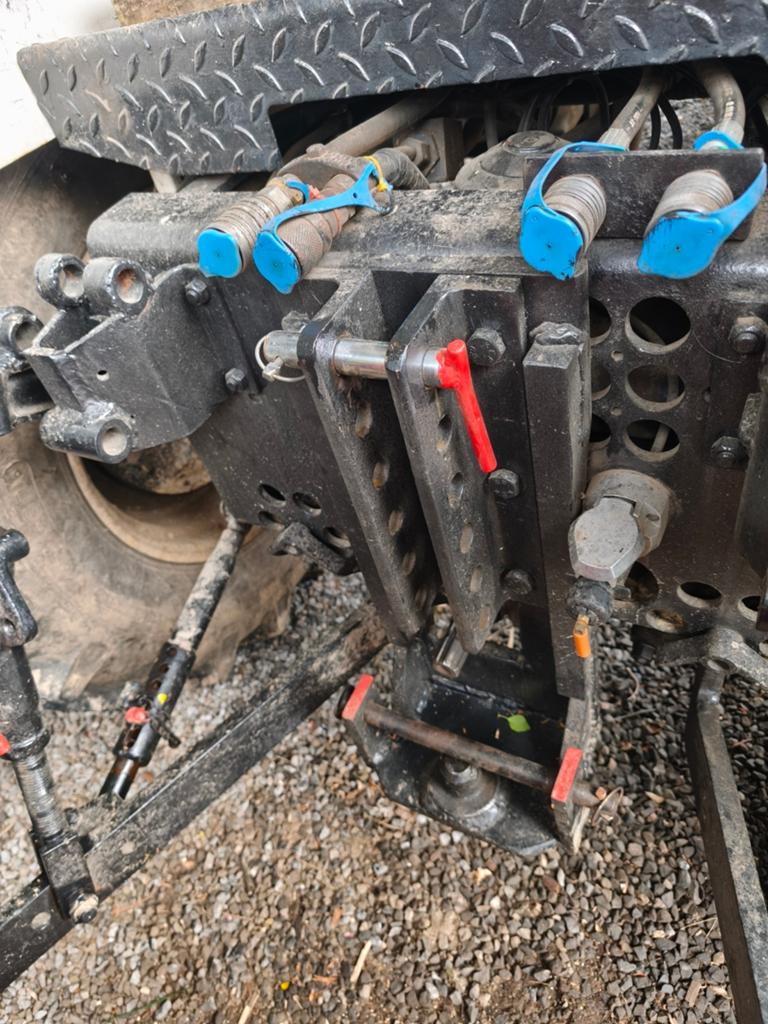 Tracteur agricole MB Trac 6570/ 5000 heures Tel 0483/569919, Enlèvement ou Envoi