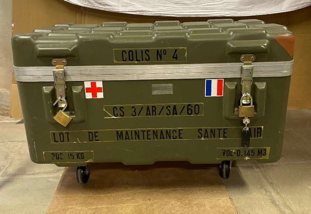 CAISSE MILITAIRE DE L'ARMEÉ FRANÇAISE EN POLYRÉSINE, Enlèvement, Armée de terre, Caisse ou Géocache