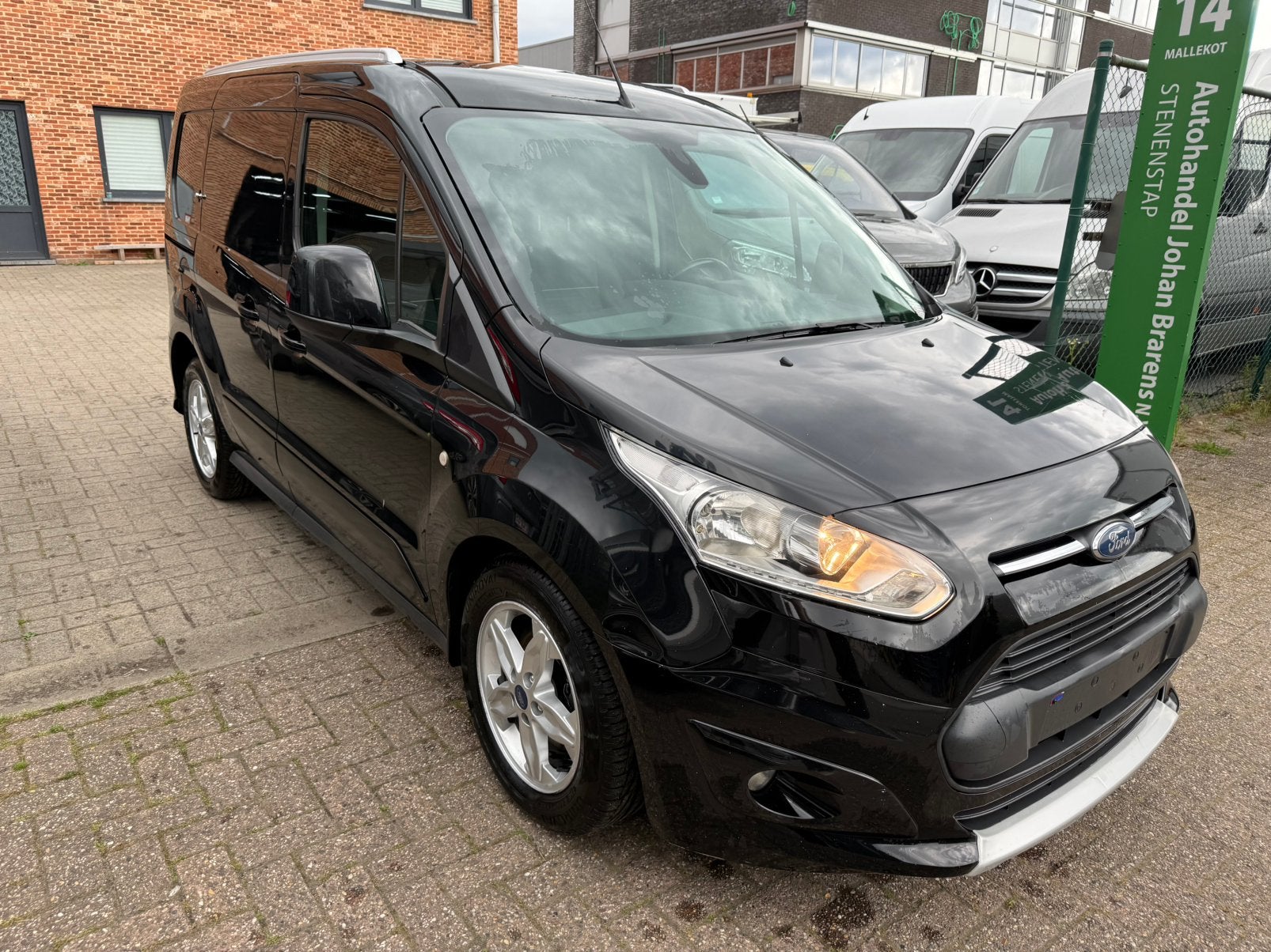ford transit connect 1.5tdci 120pk full option, Auto's, Bluetooth, Euro 6, https://public.car-pass.be/vhr/117c3880-081e-44ec-af1e-5707067512cd