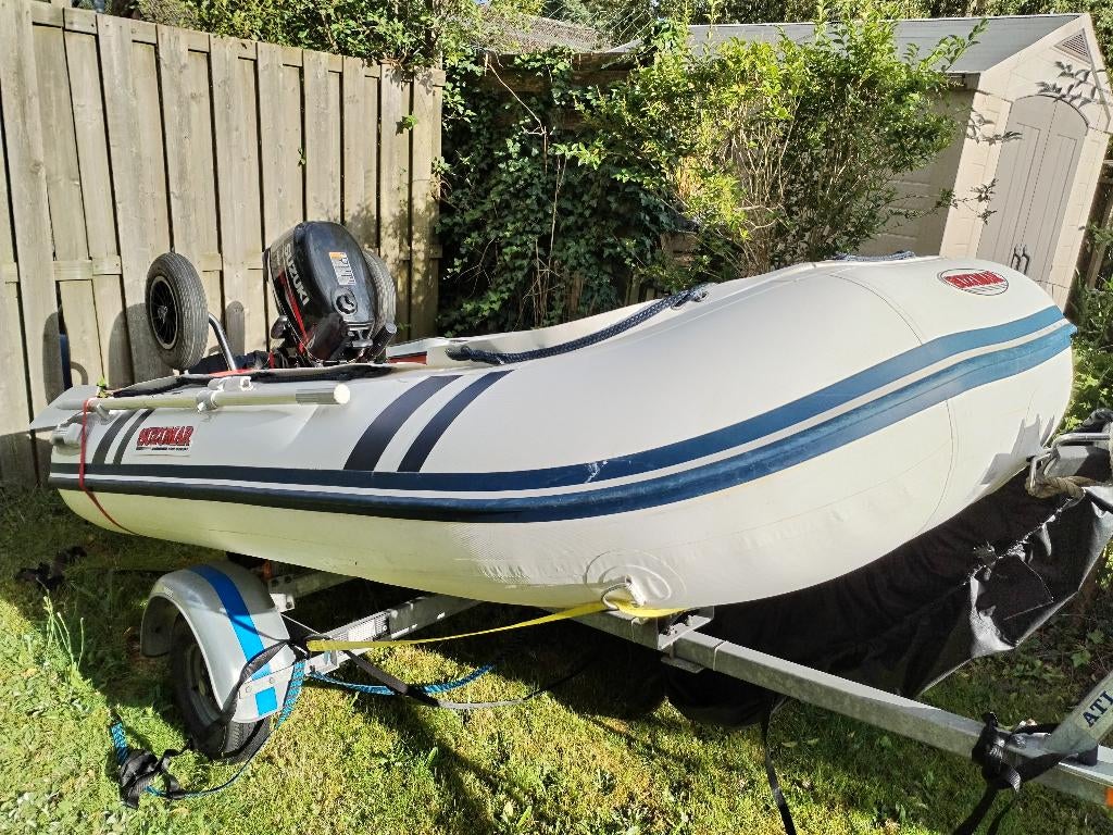 Rubberboot 6pk met aanhangwagen, Watersport en Boten, Rubberboten, Gebruikt, Aluminium, Minder dan 70 pk, Benzine, Ophalen