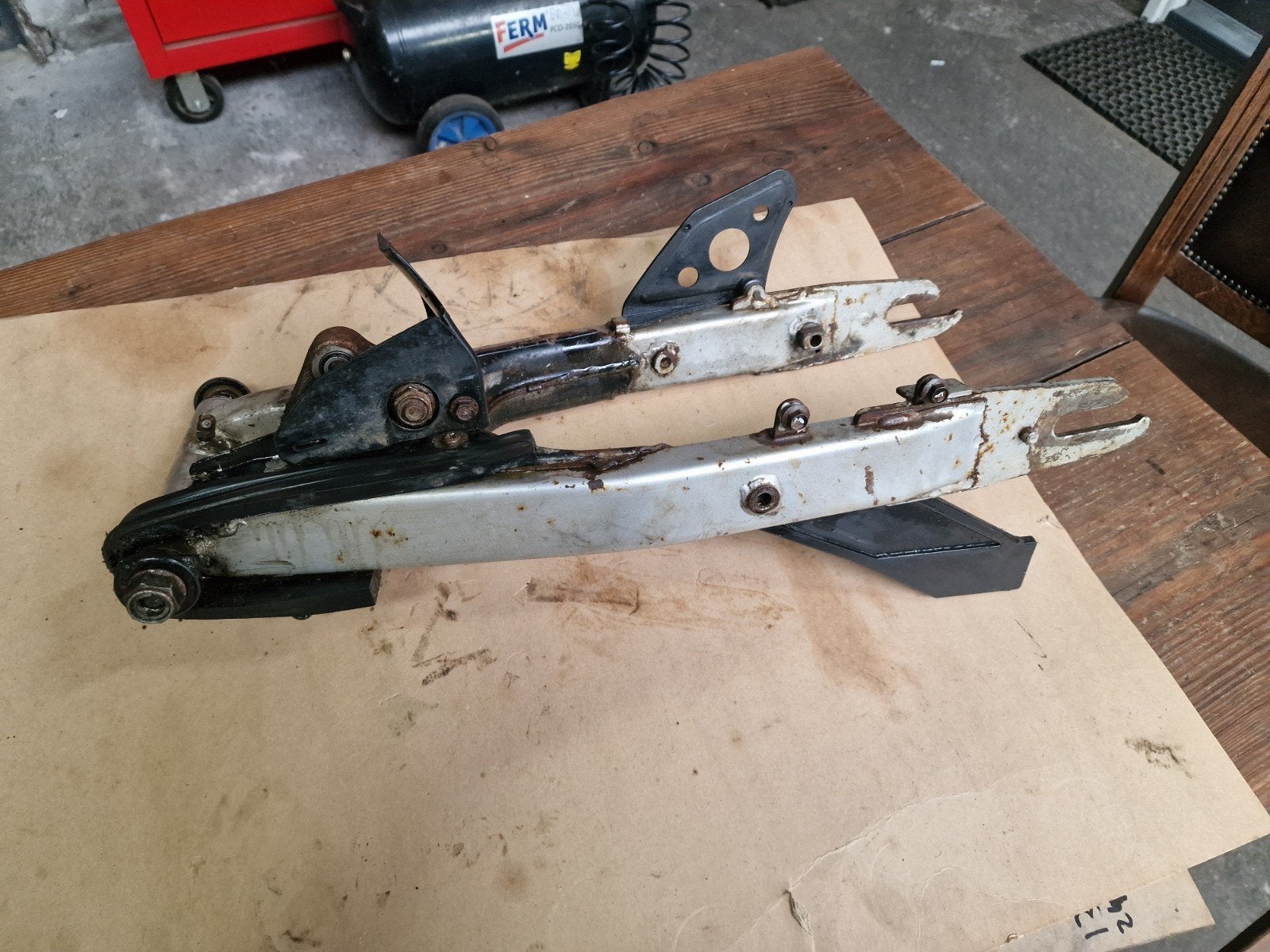Honda MTX JD05 Complete achterbrug in goede staat. Is recht, Motoren, Ophalen of Verzenden