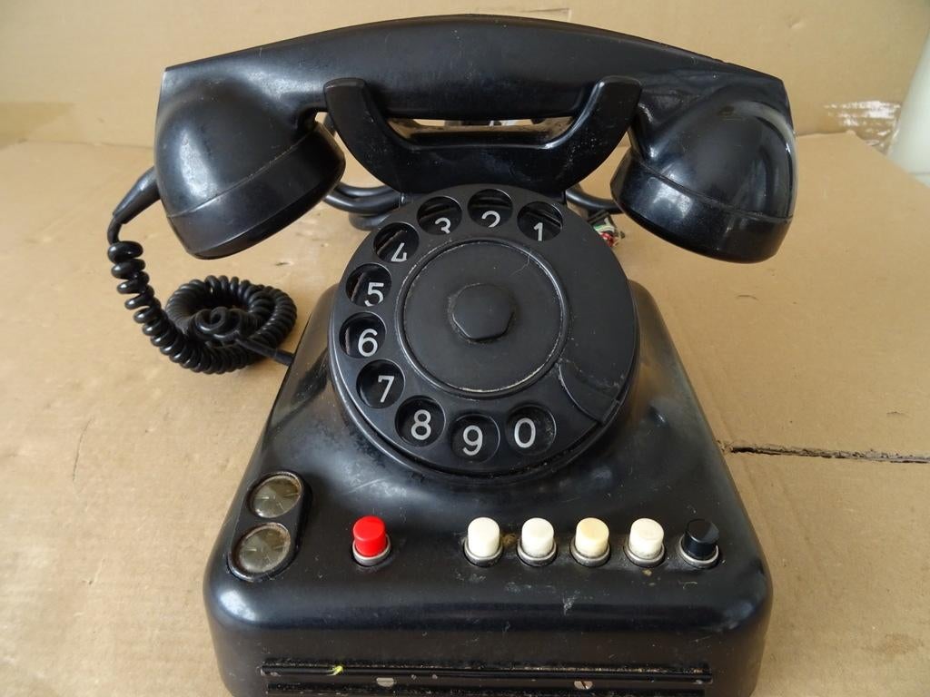 Téléphone vintage en bakélite téléphone en bakélite type1950, Enlèvement ou Envoi