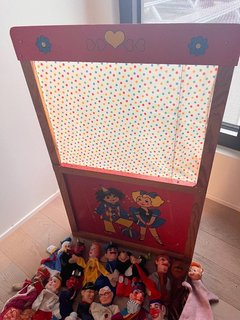 Vintage poppenkast met poppen, Ophalen