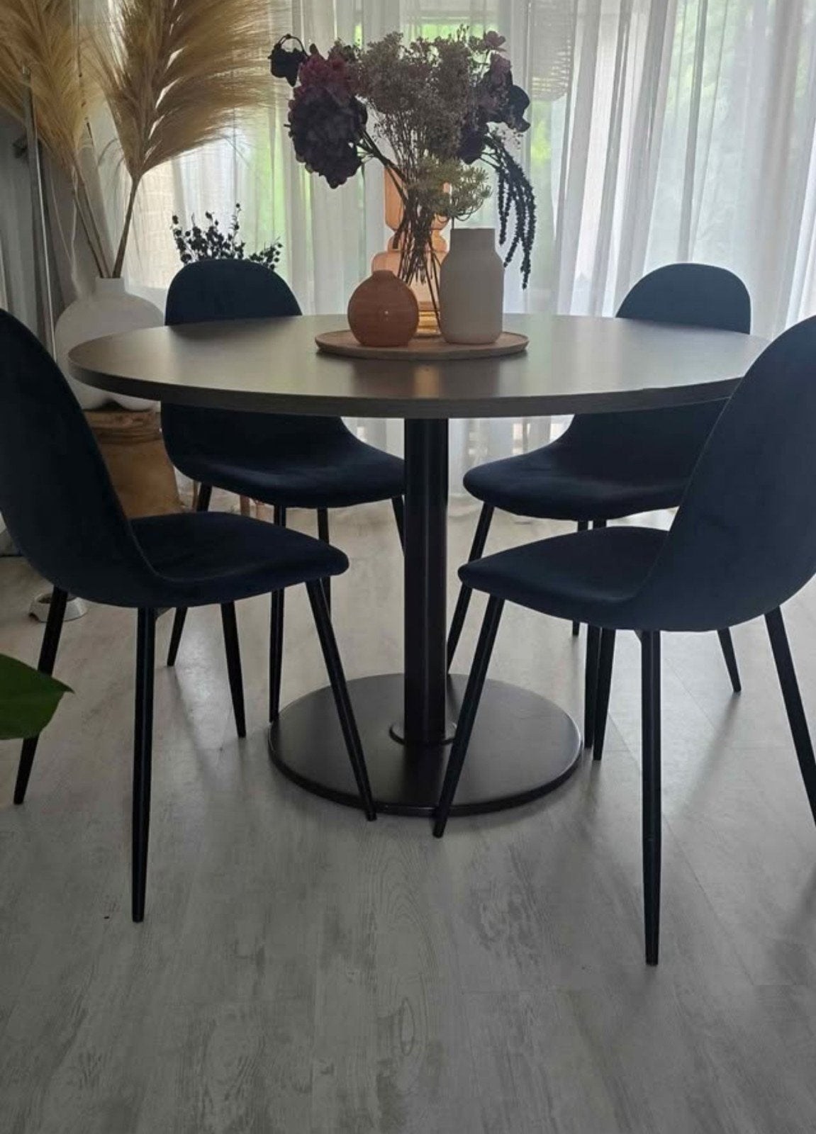 Set 4 donkerblauwe fluwelen eetkamerstoelen, Ophalen