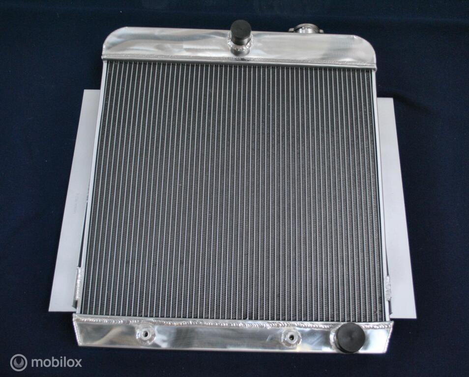 Radiateur CHEVY PICK UP TRUCK V8 1955-1959 56 57 58, Auto-onderdelen, Motor en Toebehoren, Nieuw, Ophalen of Verzenden