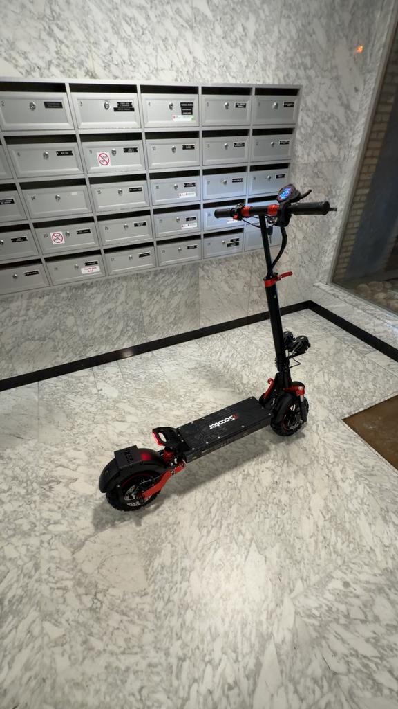 Iscooter ix5s, Vélos & Vélomoteurs, Enlèvement ou Envoi, Comme neuf