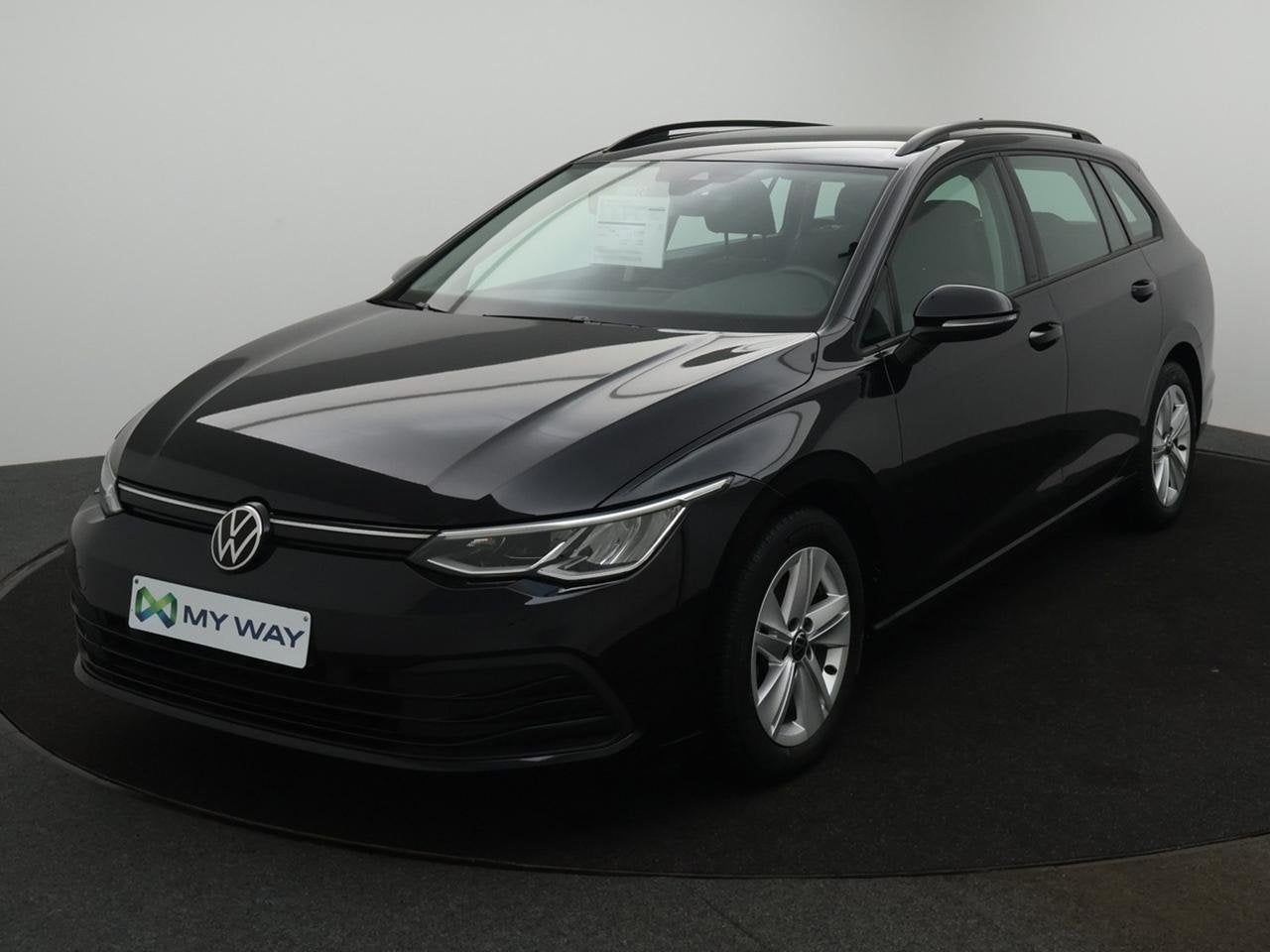 Volkswagen Golf VIII SW Golf Variant Life 1.0TSI 110PK *VIRT, Auto's, Zwart, Golf, Adaptive Cruise Control, https://public.car-pass.be/vhr/b2e77a27-a397-4f86-b01e-b41fb727589d