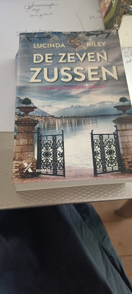De zeven zussen, België, Lucinda Riley, Ophalen, Gelezen