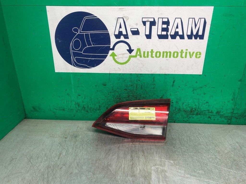 FEU ARRIÈRE DROIT Opel Astra K Sports Tourer, Opel, Opel Automobile GmbH, Utilisé, Kontakt-opel@opel.com
