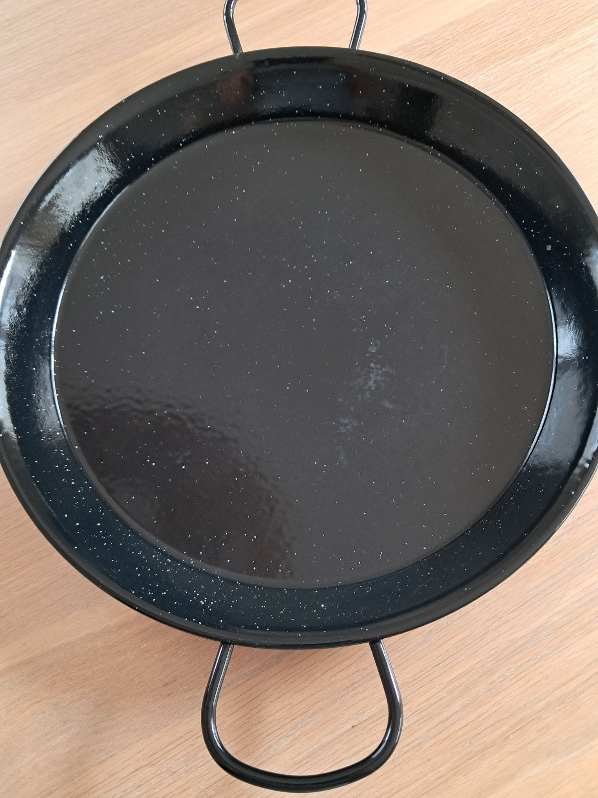 Poële à paella, Enlèvement