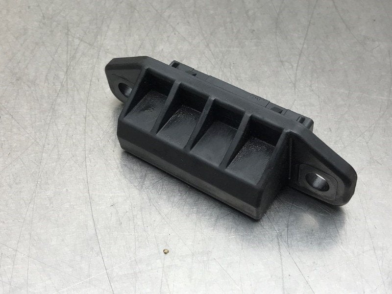 COMMUTATEUR OUVERTURE DE COFFRE Auris Touring Sports (E18), Autos : Pièces & Accessoires, Tableau de bord & Interrupteurs, Toyota