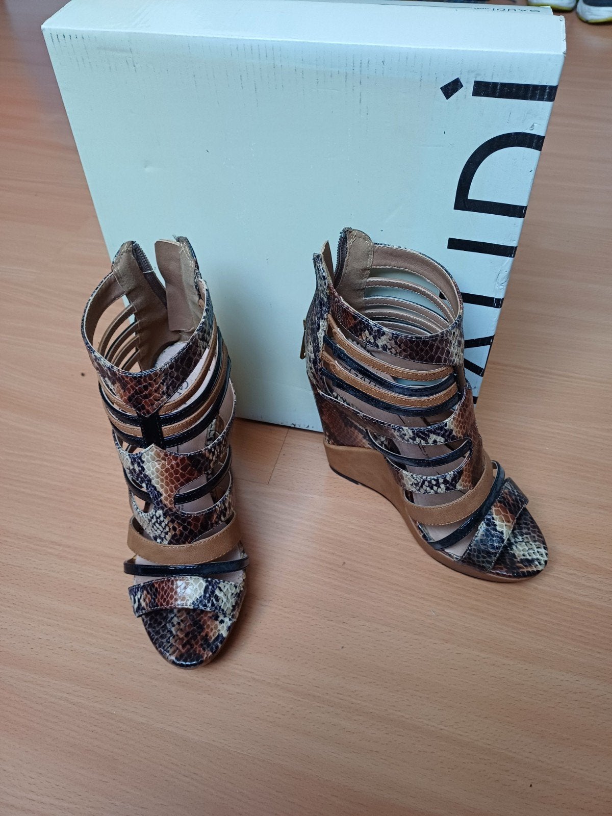 chaussures compensée, Gaudì, Comme neuf, Brun, Enlèvement