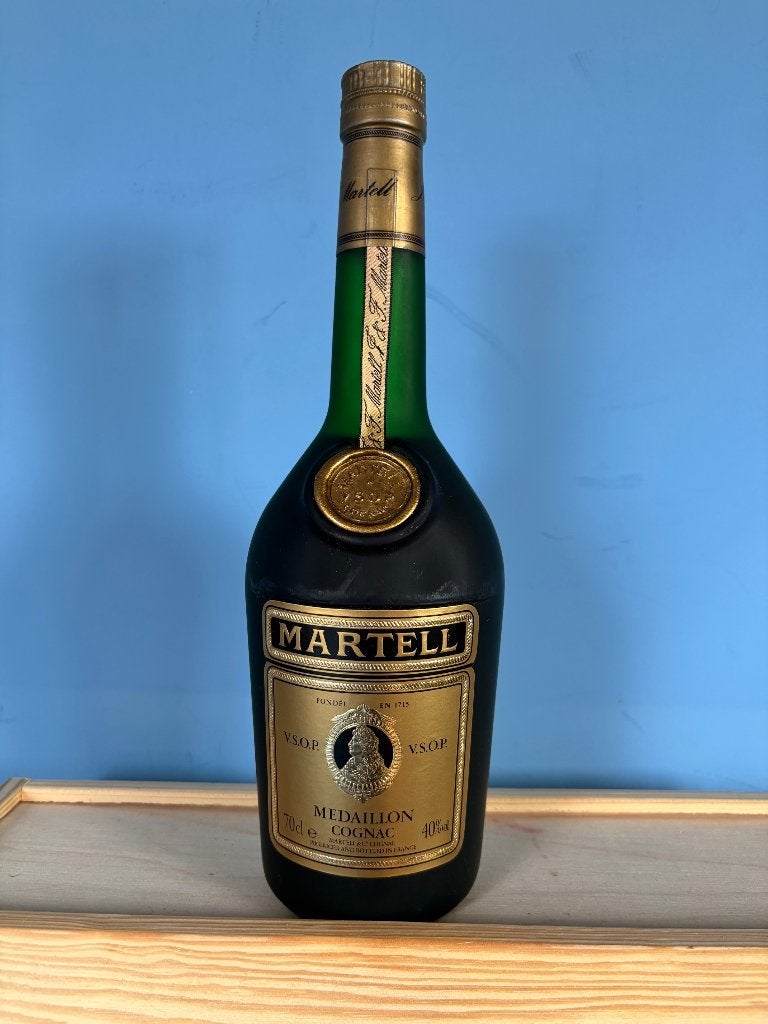 Médaillon Cognac Martell Cognac VSOP 0,7 l, Collections, Vins, Enlèvement ou Envoi, Pleine, Comme neuf, Autres types