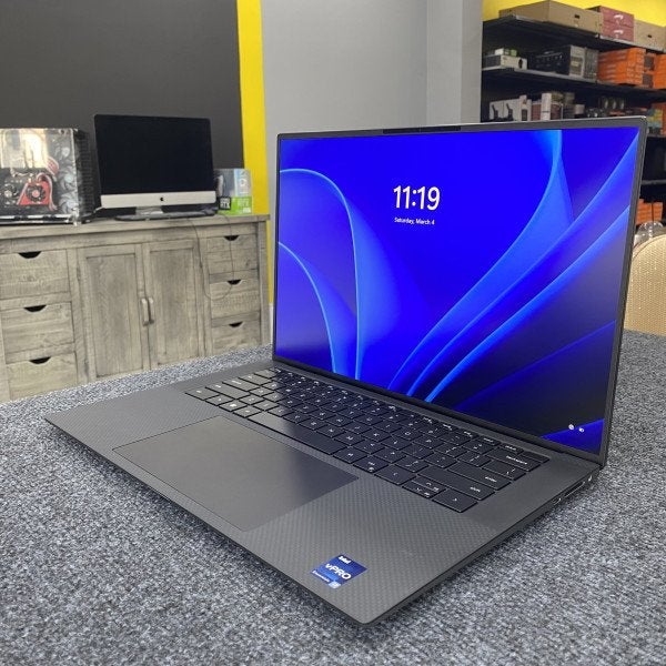 Dell Precision 5570 / i7 / 32Gb RAM / 1Tb SSD / NVIDIA A1000, Core i7, Comme neuf, 3 à 4 Ghz, Dell