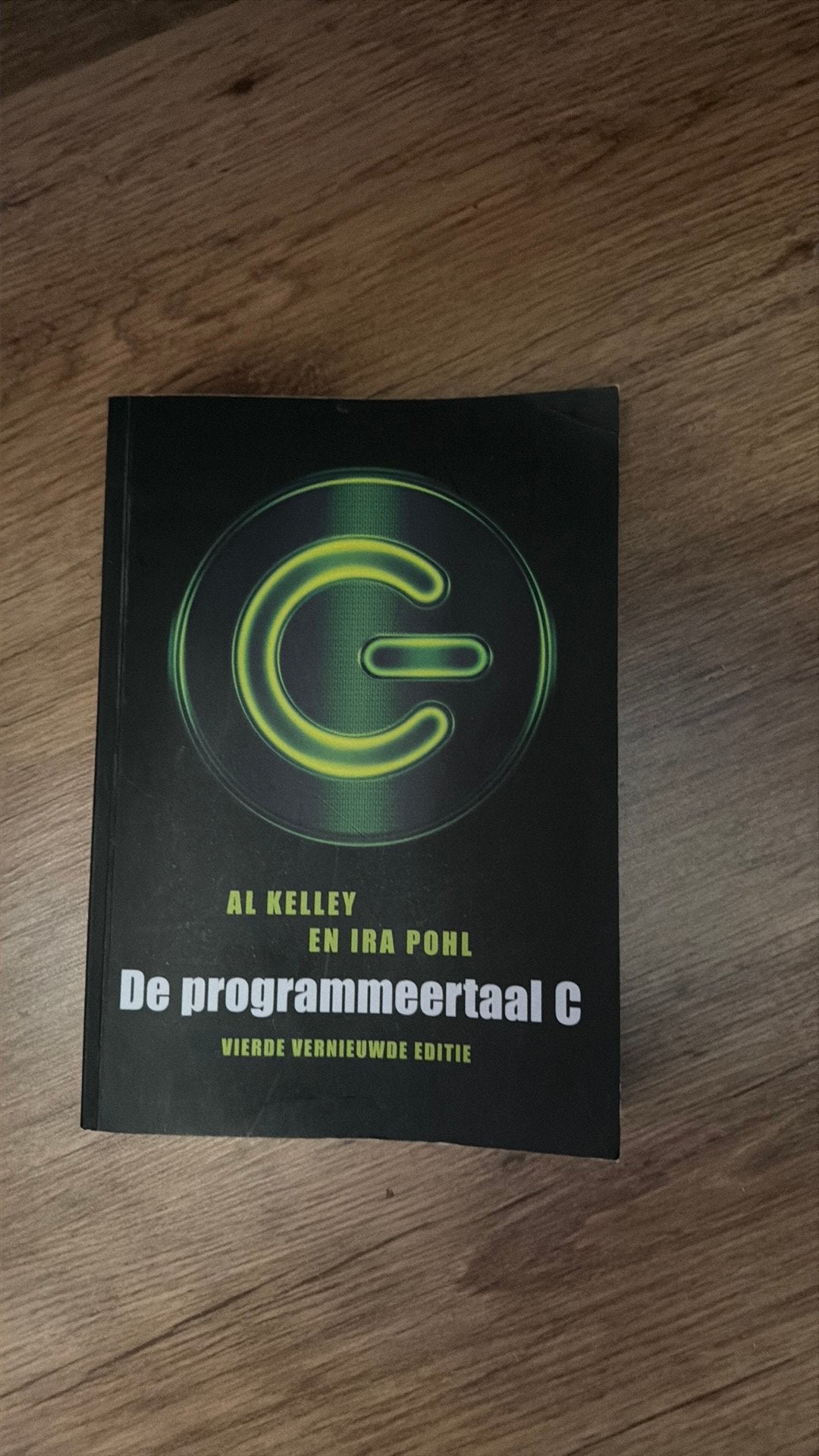 De programmeertaal C vierde vernieuwde editie, Boeken, Science fiction, Ophalen, Zo goed als nieuw