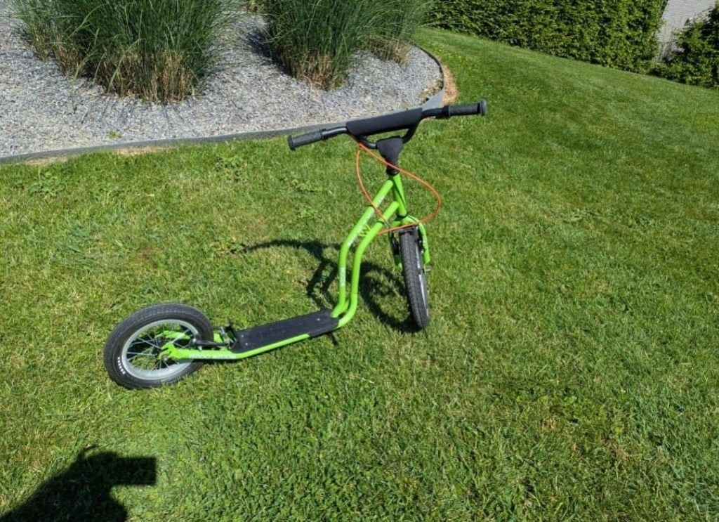 Trottinette Yedoo Wzoom (Pneus gonflables) – Verte, Vélos & Vélomoteurs, Trottinettes, Comme neuf, Step simple, Enlèvement