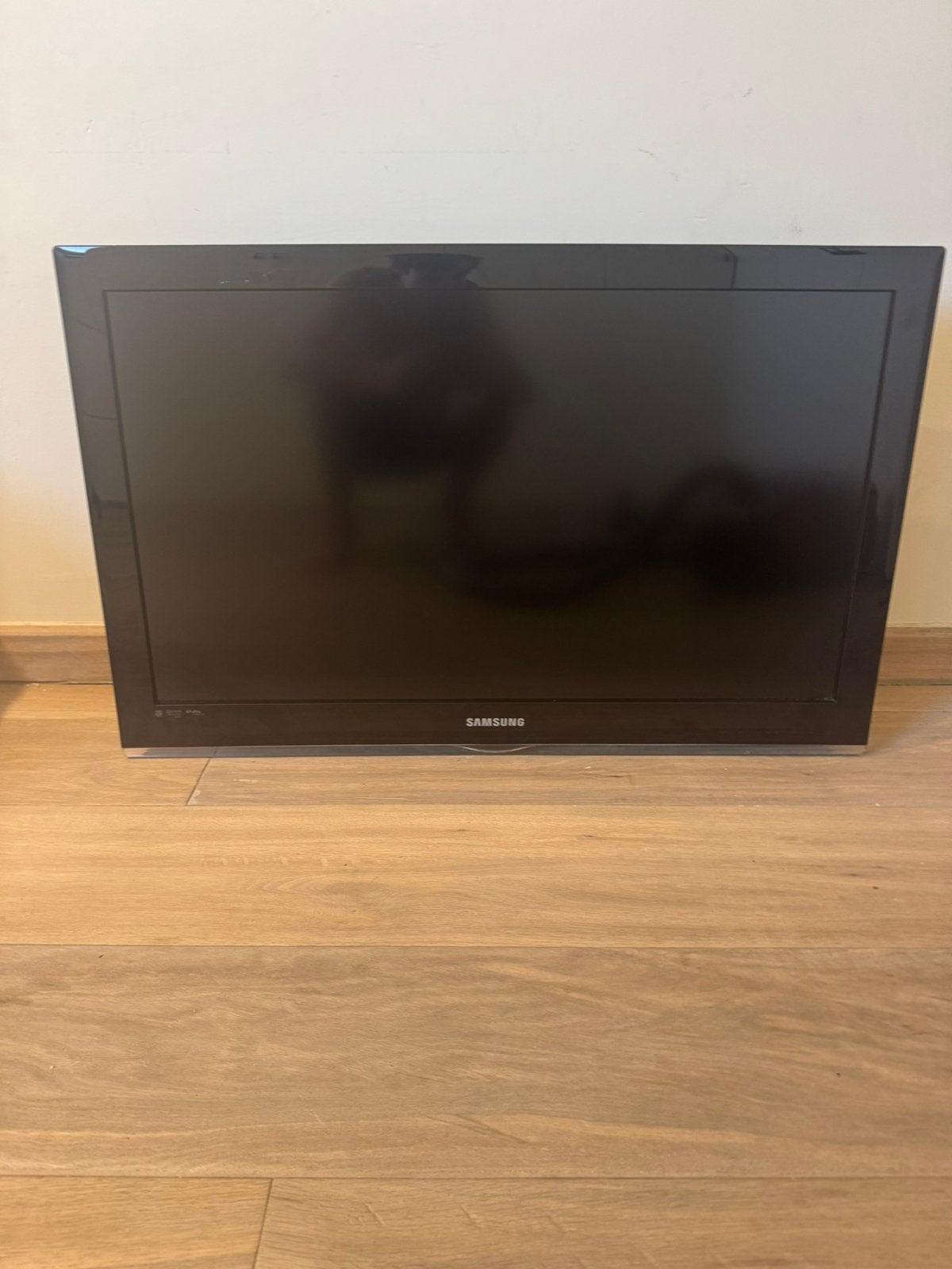 Samsung wandtv, Audio, Tv en Foto, Televisies, Ophalen, Zo goed als nieuw, 80 tot 100 cm, Samsung
