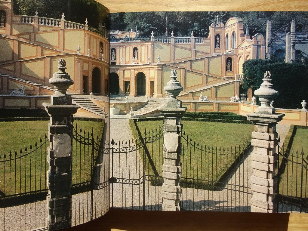 Le plus belles demeures d'Italie, 1990 Mengès Paris, Enlèvement ou Envoi, 19e siècle, Comme neuf, Jack Basehart