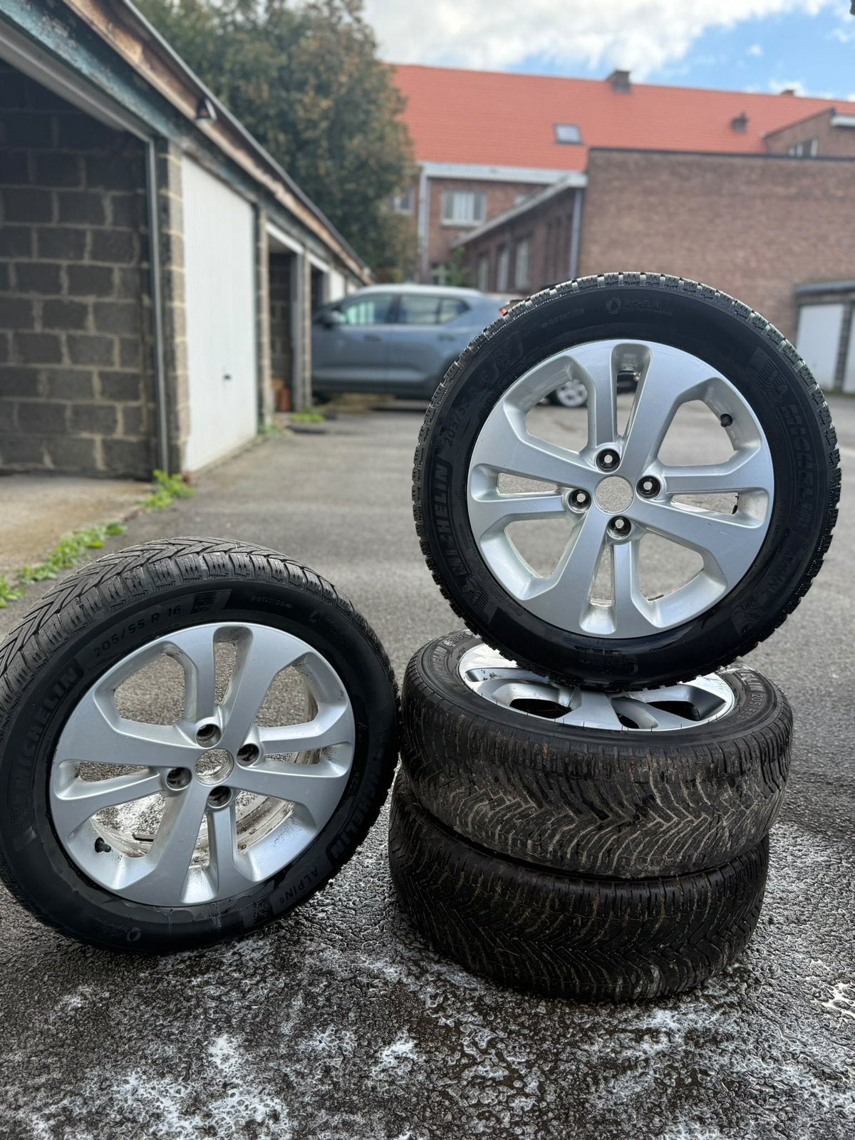 4 jantes dacia (renault,kia,nissan), Autos : Pièces & Accessoires, Enlèvement, Pneus hiver, Pneu(s)