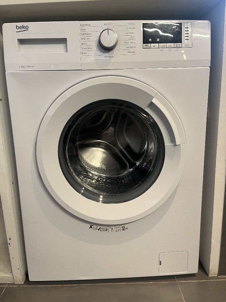 BEKO wasmachine 8KG 1400 tpm, Elektronische apparatuur, Wasmachines, 1200 tot 1600 toeren, Gebruikt, Minder dan 85 cm, 8 tot 10 kg