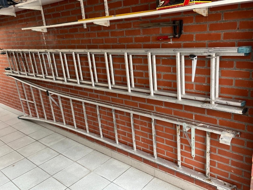 Ladder aluminium 3 delig, Doe-het-zelf en Bouw, Ophalen, Gebruikt, Ladder, Opvouwbaar of Inschuifbaar
