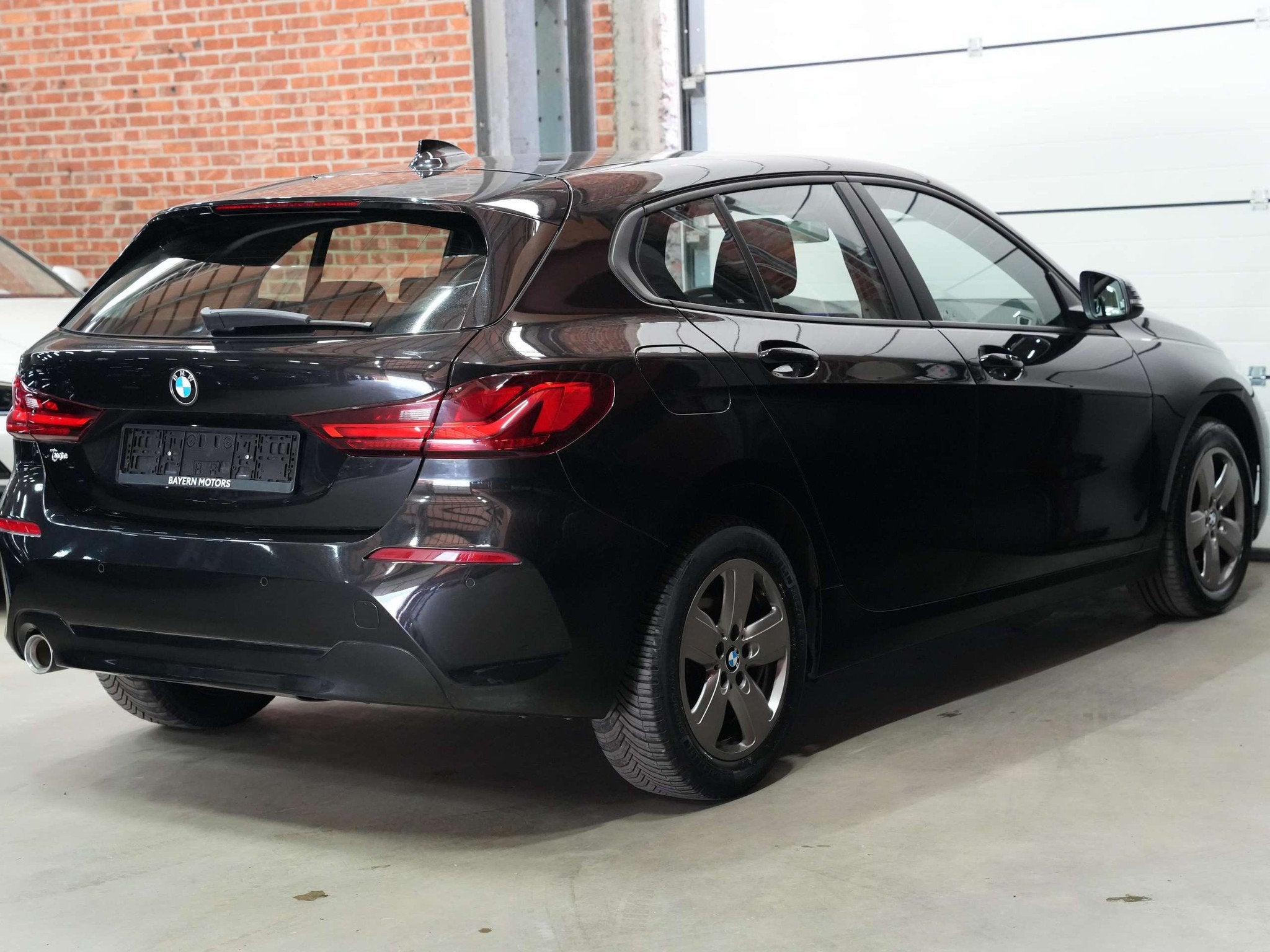 BMW 116 d Garantie EURO 6d Navi LED Carplay Cruise Control, Auto's, BMW, Voorwielaandrijving, Gebruikt, Cruise Control, https://public.car-pass.be/vhr/48ac1fb7-1a1b-412e-a008-c2af6926be24