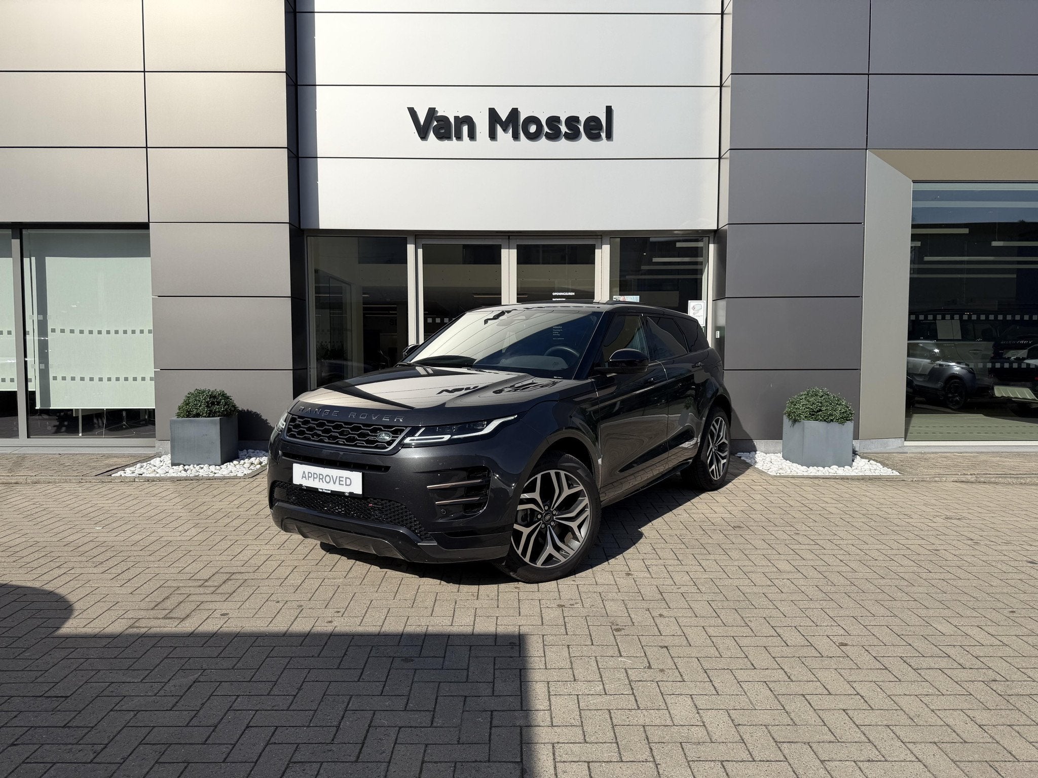 Land Rover Range Rover Evoque P300e PHEV R-Dynamic SE, Autos, Achat, Euro 6, Entreprise, https://public.car-pass.be/vhr/2565e5da-203c-4e77-bfe0-92b4d6e41b80