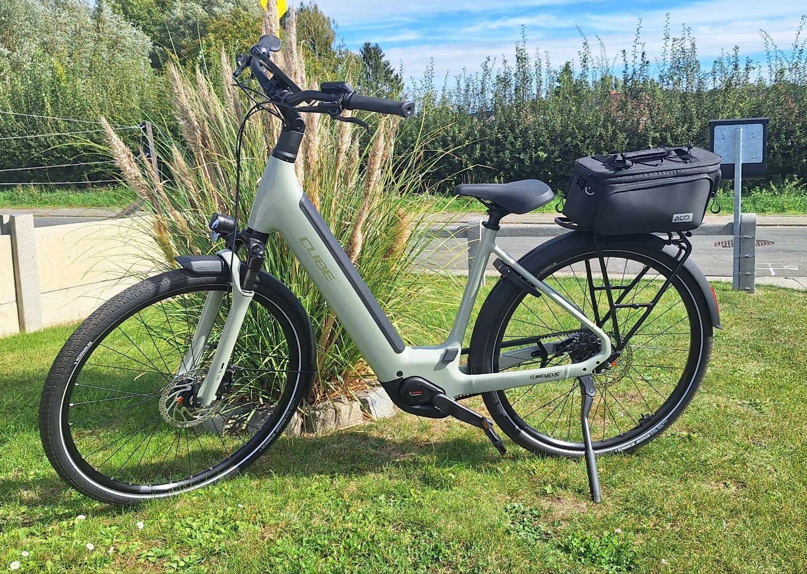 CUBE Supreme Hybrid Deluxe ONE 600, Fietsen en Brommers, Ophalen, Cube